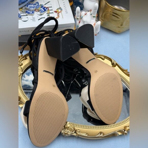 🆕 GIANNI BINI 🧿 NWOB Dakota Satin Flower Wrap Around Sandals, Black - Sz 8M - Picture 15 of 16